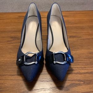 Nine West Heels - Navy (Sz 8) Excellent condition!